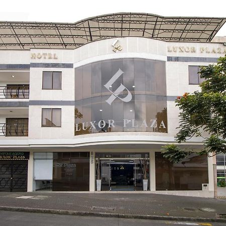 Hotel Luxor Pereira Exterior photo
