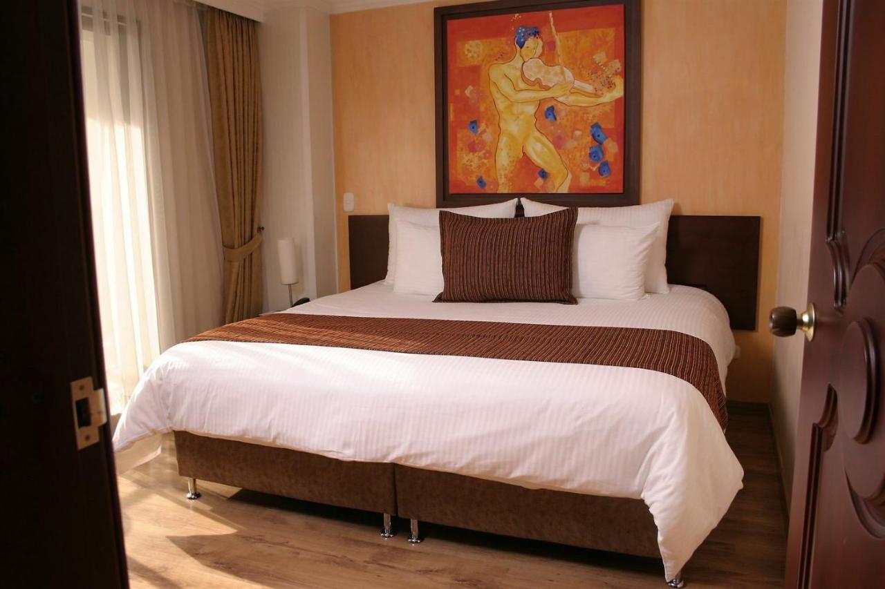 Hotel Luxor Pereira Exterior photo