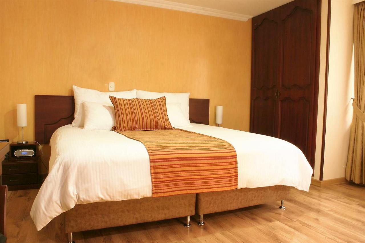 Hotel Luxor Pereira Exterior photo
