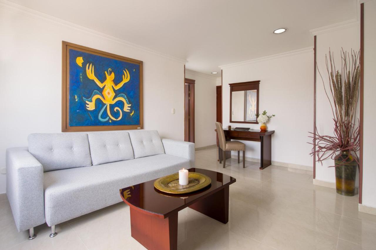 Hotel Luxor Pereira Exterior photo